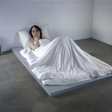 Ron Mueck: In Bed