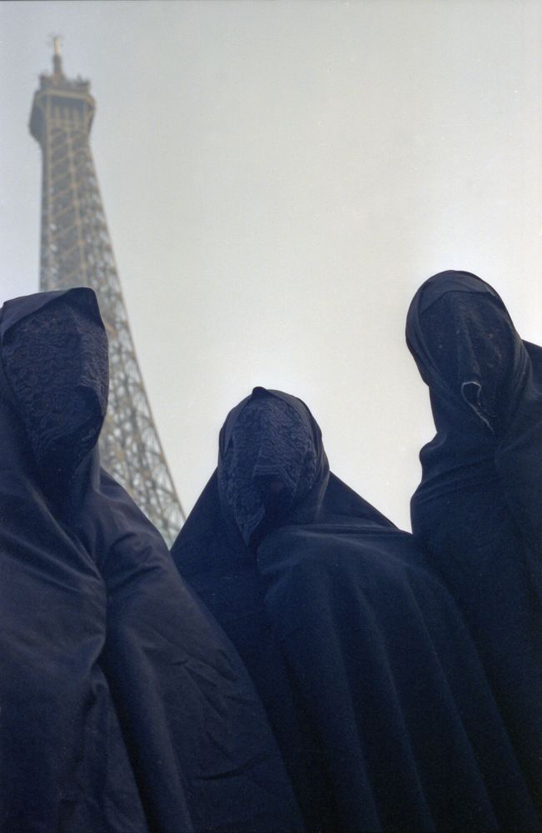 Ghada Amer and Ladan S. Naderi: I ♥ Paris
