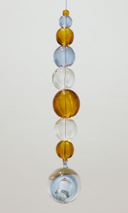 Jean-Michel Othoniel: Hanging Lover