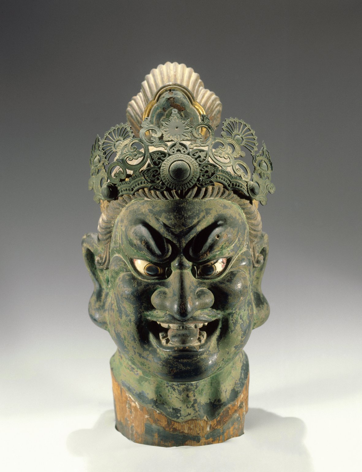 Head of a Guardian. Japan