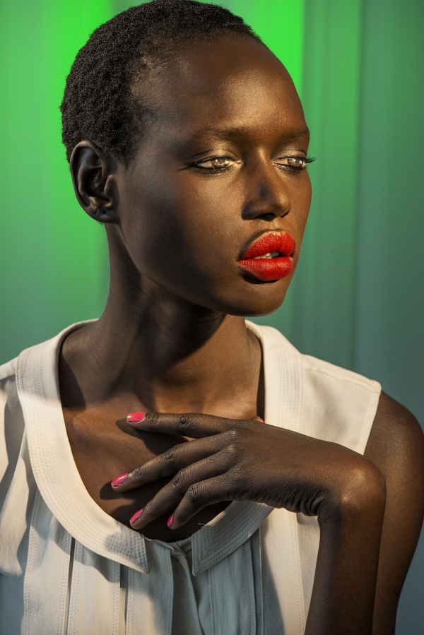 Laurie Simmons: How We See/Ajak (Green)