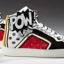<p>Pierre Hardy. Poworama, 2011. Collection of the Bata Shoe Museum, Toronto; Gift of Pierre Hardy. (Photo: Ron Wood. Courtesy American Federation of Arts/Bata Shoe Museum)</p>