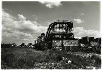 Anita Chernewski: Coney Island (Thunderbolt)