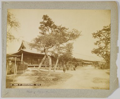 <em>"27. Front of Sanjiusangendo, Kioto. Annotated:  Hall of 33,000 Buddas."</em>, 1890. Bw photographic print, sepia toned. Brooklyn Museum. (Photo: Brooklyn Museum, DS809_P56_vol1_no50a_PS4.jpg