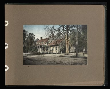 <em>"Old Lefferts Homestead."</em>. Photograph album, 8.375 x 10.125 in (21 x 26.6 cm). Brooklyn Museum, CHART_2012. (F129_B79_B776_Brooklyn_Garden_12.jpg