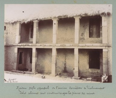 <em>"Maison style espagnol de l'ancien corregidor de Tiahuanaco. Les colonnes sont construites avec les pierres des ruines."</em>, 1903. Bw photograph (original print), 9 x 7in (23 x 18cm). Brooklyn Museum, Sintich. (F3319.1_T55_M69_Sintich_004.jpg