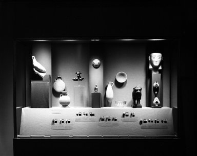 <em>"Brooklyn Museum building: interior. View: Egyptian, Classical and Ancient Middle Eastern Art: Ancient Middle Eastern Gallery: case installation [01], 6/1979. Floor: 3."</em>, 1979. Bw negative 4x5in. Brooklyn Museum, CHART_2013. (Photo: Brooklyn Museum, PHO_INT_VIEW_ECA_Ancient_Middle_Eastern_Gallery_case_installation_01_001_neg_bw.jpg