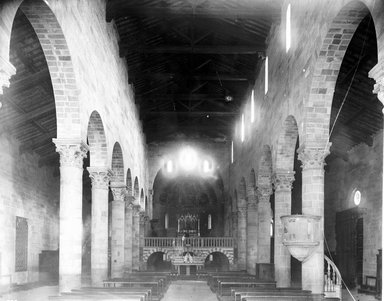 <em>"Cathedral, Fiesole, Italy, 1895"</em>, 1895. Glass negative 8x10in, 8 x 10 in. Brooklyn Museum, Goodyear. (Photo: Brooklyn Museum, S03i0129n01a.jpg