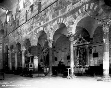 <em>"S. Maria Bianca, Lucca, Italy, 1895"</em>, 1895. Glass negative 8x10in, 8 x 10 in. Brooklyn Museum, Goodyear. (Photo: Brooklyn Museum, S03i0171n01.jpg