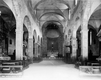 <em>"S. Pietro Somaldi, Lucca, Italy, 1895"</em>, 1895. Glass negative 8x10in, 8 x 10 in. Brooklyn Museum, Goodyear. (Photo: Brooklyn Museum, S03i0186n01a.jpg