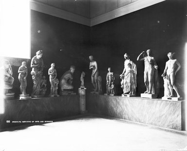 <em>"Naples Museum, Naples, Italy, 1895"</em>, 1895. Glass negative 8x10in, 8 x 10 in. Brooklyn Museum, Goodyear. (Photo: Brooklyn Museum, S03i0211n01.jpg