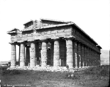 <em>"Neptune Temple, Paestum, Italy, 1895"</em>, 1895. Glass negative 8x10in, 8 x 10 in. Brooklyn Museum, Goodyear. (Photo: Brooklyn Museum, S03i0258n01.jpg