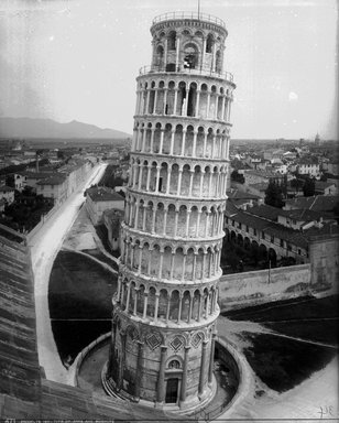 <em>"Campanile [Leaning Tower], Pisa, Italy, 1895"</em>, 1895. Glass negative 8x10in, 8 x 10 in. Brooklyn Museum, Goodyear. (Photo: John McKecknie, S03i0290n01a.jpg