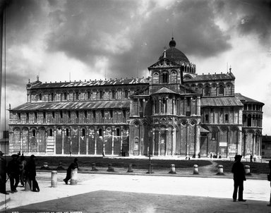 <em>"Cathedral, Pisa, Italy, 1895"</em>, 1895. Glass negative 8x10in, 8 x 10 in. Brooklyn Museum, Goodyear. (Photo: Brooklyn Museum, S03i0299n01.jpg