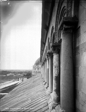 <em>"Cathedral, Pisa, Italy, 1895"</em>, 1895. Glass negative 8x10in, 8 x 10 in. Brooklyn Museum, Goodyear. (Photo: Brooklyn Museum, S03i0318n01a.jpg