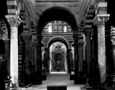 <em>"Cathedral, Pisa, Italy, 1895"</em>, 1895. Glass negative 8x10in, 8 x 10 in. Brooklyn Museum, Goodyear. (Photo: Brooklyn Museum, S03i0328n01.jpg