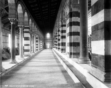 <em>"Cathedral, Pisa, Italy, 1895"</em>, 1895. Glass negative 8x10in, 8 x 10 in. Brooklyn Museum, Goodyear. (Photo: Brooklyn Museum, S03i0346n01a.jpg