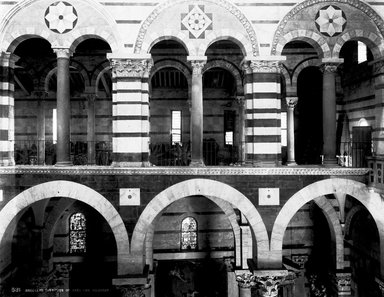 <em>"Cathedral, Pisa, Italy, 1895"</em>, 1895. Glass negative 8x10in, 8 x 10 in. Brooklyn Museum, Goodyear. (Photo: Brooklyn Museum, S03i0353n01.jpg