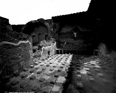 <em>"Baths of Stabiae, Pompeii, Italy, 1895"</em>, 1895. Glass negative 8x10in, 8 x 10 in. Brooklyn Museum, Goodyear. (Photo: Brooklyn Museum, S03i0388n01.jpg