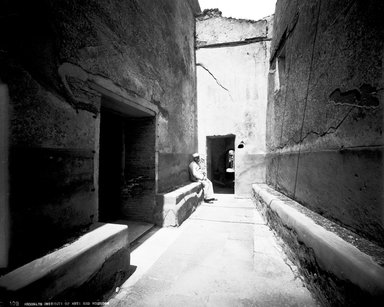 <em>"Baths of Stabiae, Pompeii, Italy, 1895"</em>, 1895. Glass negative 8x10in, 8 x 10 in. Brooklyn Museum, Goodyear. (Photo: Brooklyn Museum, S03i0390n01.jpg