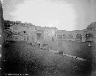 <em>"Baths of the Forum, Pompeii, Italy, 1895"</em>, 1895. Glass negative 8x10in, 8 x 10 in. Brooklyn Museum, Goodyear. (Photo: Brooklyn Museum, S03i0400n01a.jpg