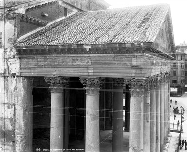 <em>"Pantheon, Rome, Italy, 1895"</em>, 1895. Glass negative 8x10in, 8 x 10 in. Brooklyn Museum, Goodyear. (Photo: Brooklyn Museum, S03i0411n01.jpg