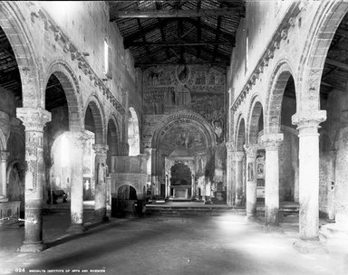 <em>"S. Maria, Toscanella, Italy, 1895"</em>, 1895. Glass negative 8x10in, 8 x 10 in. Brooklyn Museum, Goodyear. (Photo: Brooklyn Museum, S03i0531n01.jpg