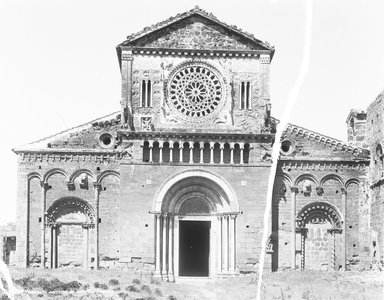 <em>"S. Pietro, Toscanella, Italy, 1895"</em>, 1895. Glass negative 8x10in, 8 x 10 in. Brooklyn Museum, Goodyear. (Photo: Brooklyn Museum, S03i0538n01.jpg