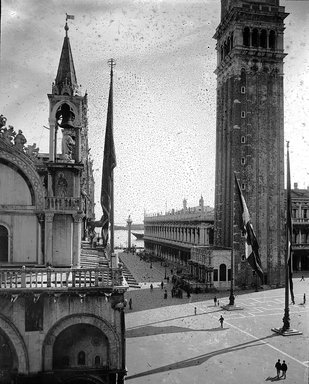 <em>"S. Marco, Venice, Italy, 1895"</em>, 1895. Lantern slide 3.25x4in, 3.25 x 4 in. Brooklyn Museum, Goodyear. (Photo: Brooklyn Museum, S03i0597l01.jpg