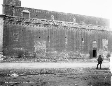 <em>"Church of S. Francisco, Vetralla, Italy, 1895"</em>, 1895. Glass negative 8x10in, 8 x 10 in. Brooklyn Museum, Goodyear. (Photo: Brooklyn Museum, S03i0616n01.jpg