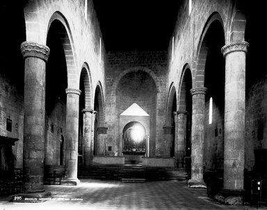 <em>"S. Giovanni, Viterbo, Italy, 1895"</em>, 1895. Glass negative 8x10in, 8 x 10 in. Brooklyn Museum, Goodyear. (Photo: Brooklyn Museum, S03i0620n01.jpg