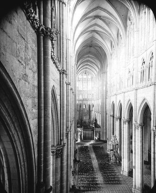 <em>"Cathedral, Amiens, France, 1903"</em>, 1903. Lantern slide 3.25x4in, 3.25 x 4 in. Brooklyn Museum, Goodyear. (Photo: Brooklyn Museum, S03i0736l01.jpg