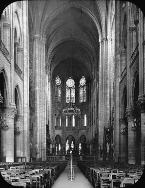 <em>"Notre Dame, Paris, France, 1903"</em>, 1903. Lantern slide 3.25x4in, 3.25 x 4 in. Brooklyn Museum, Goodyear. (Photo: Brooklyn Museum, S03i0826l01.jpg