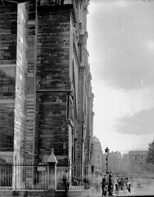 <em>"Notre Dame, Paris, France, 1903"</em>, 1903. Bw negative 5x7in. Brooklyn Museum, Goodyear. (Photo: Brooklyn Museum, S03i0875n01a.jpg