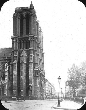 <em>"Notre Dame, Paris, France, 1903"</em>, 1903. Lantern slide 3.25x4in, 3.25 x 4 in. Brooklyn Museum, Goodyear. (Photo: Brooklyn Museum, S03i0880l01.jpg