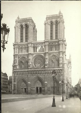 <em>"Notre Dame, Paris, France, 1903"</em>, 1903. Bw photographic print 5x7in, 5 x 7 in. Brooklyn Museum, Goodyear. (Photo: Brooklyn Museum, S03i0883v01.jpg