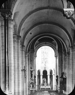 <em>"Church of Montierneuf, Poitiers, France, 1903"</em>, 1903. Lantern slide 3.25x4in, 3.25 x 4 in. Brooklyn Museum, Goodyear. (Photo: Brooklyn Museum, S03i0909l01.jpg