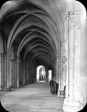 <em>"St. Remi, Rheims, France, 1903"</em>, 1903. Lantern slide 3.25x4in, 3.25 x 4 in. Brooklyn Museum, Goodyear. (Photo: Brooklyn Museum, S03i0923l01.jpg