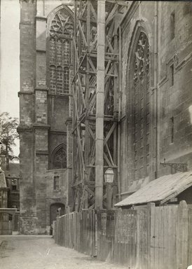 <em>"Church of St. Quentin, St. Quentin, France, 1903"</em>, 1903. Bw photographic print 5x7in, 5 x 7 in. Brooklyn Museum, Goodyear. (Photo: Brooklyn Museum, S03i0939v01.jpg