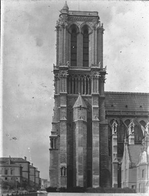 <em>"Notre Dame, Paris, France, 1905"</em>, 1905. Lantern slide 3.25x4in, 3.25 x 4 in. Brooklyn Museum, Goodyear. (Photo: Brooklyn Museum, S03i0980l01.jpg