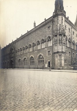 <em>"Scottish National Portrait Gallery, Edinburgh, Scotland, 1905"</em>, 1905. Bw photographic print 5x7in, 5 x 7 in. Brooklyn Museum, Goodyear. (Photo: Brooklyn Museum, S03i0984v01.jpg