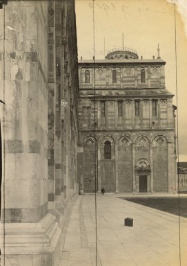 <em>"Cathedral, Pisa, Italy, 1910"</em>, 1910. Bw photographic print 5x7in, 5 x 7 in. Brooklyn Museum, Goodyear. (Photo: Brooklyn Museum, S03i1099v01.jpg