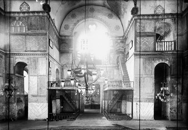 <em>"Diaconissa, Istanbul, Turkey, 1914"</em>, 1914. Glass negative 5x7in, 5 x 7 in. Brooklyn Museum, Goodyear. (Photo: Brooklyn Museum, S03i1170n01a.jpg