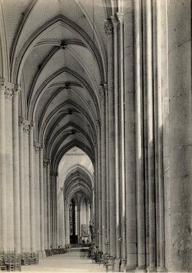 <em>"Cathedral, Amiens, France, n.d."</em>. Bw photographic print 5x7in, 5 x 7 in. Brooklyn Museum, Goodyear. (Photo: Brooklyn Museum, S03i1197v01.jpg