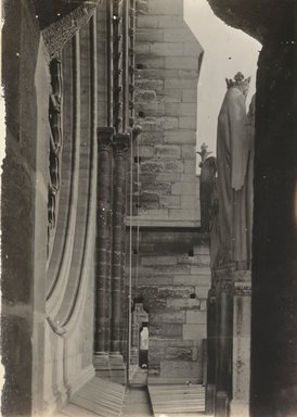 <em>"Notre Dame, Paris, France, n.d."</em>. Bw photographic print 5x7in, 5 x 7 in. Brooklyn Museum, Goodyear. (Photo: Brooklyn Museum, S03i1238v01.jpg