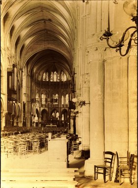 <em>"St. Remi, Rheims, France, n.d."</em>. Bw photographic print 5x7in, 5 x 7 in. Brooklyn Museum, Goodyear. (Photo: Brooklyn Museum, S03i1246v01a.jpg