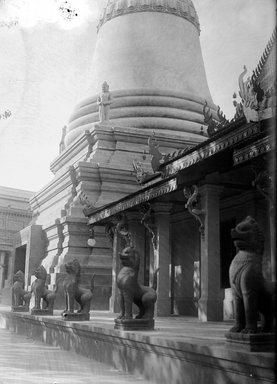 <em>"Paris Exposition: Cambodian Pavilion, Paris, France, 1900"</em>, 1900. Glass negative 5x7in, 5 x 7 in. Brooklyn Museum, Goodyear. (Photo: Brooklyn Museum, S03i1327n01a.jpg