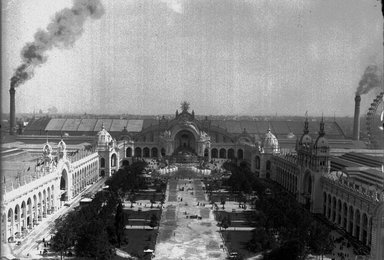 <em>"Paris Exposition: Champ de Mars, Chateau of Water and Palace of Electricity, Paris, France, 1900"</em>, 1900. Glass negative 5x7in, 5 x 7 in. Brooklyn Museum, Goodyear. (Photo: Brooklyn Museum, S03i1333n01a.jpg