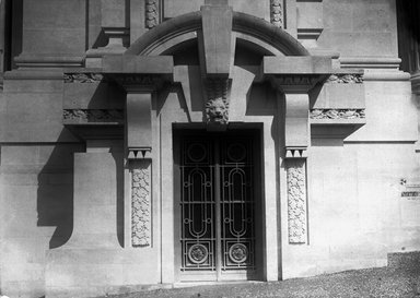 <em>"Paris Exposition: Grand Palais, Paris, France, 1900"</em>, 1900. Glass negative 5x7in, 5 x 7 in. Brooklyn Museum, Goodyear. (Photo: Brooklyn Museum, S03i1356n01a.jpg