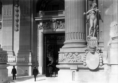 <em>"Paris Exposition: Grand Palais, Paris, France, 1900"</em>, 1900. Glass negative 5x7in, 5 x 7 in. Brooklyn Museum, Goodyear. (Photo: Brooklyn Museum, S03i1369n01a.jpg